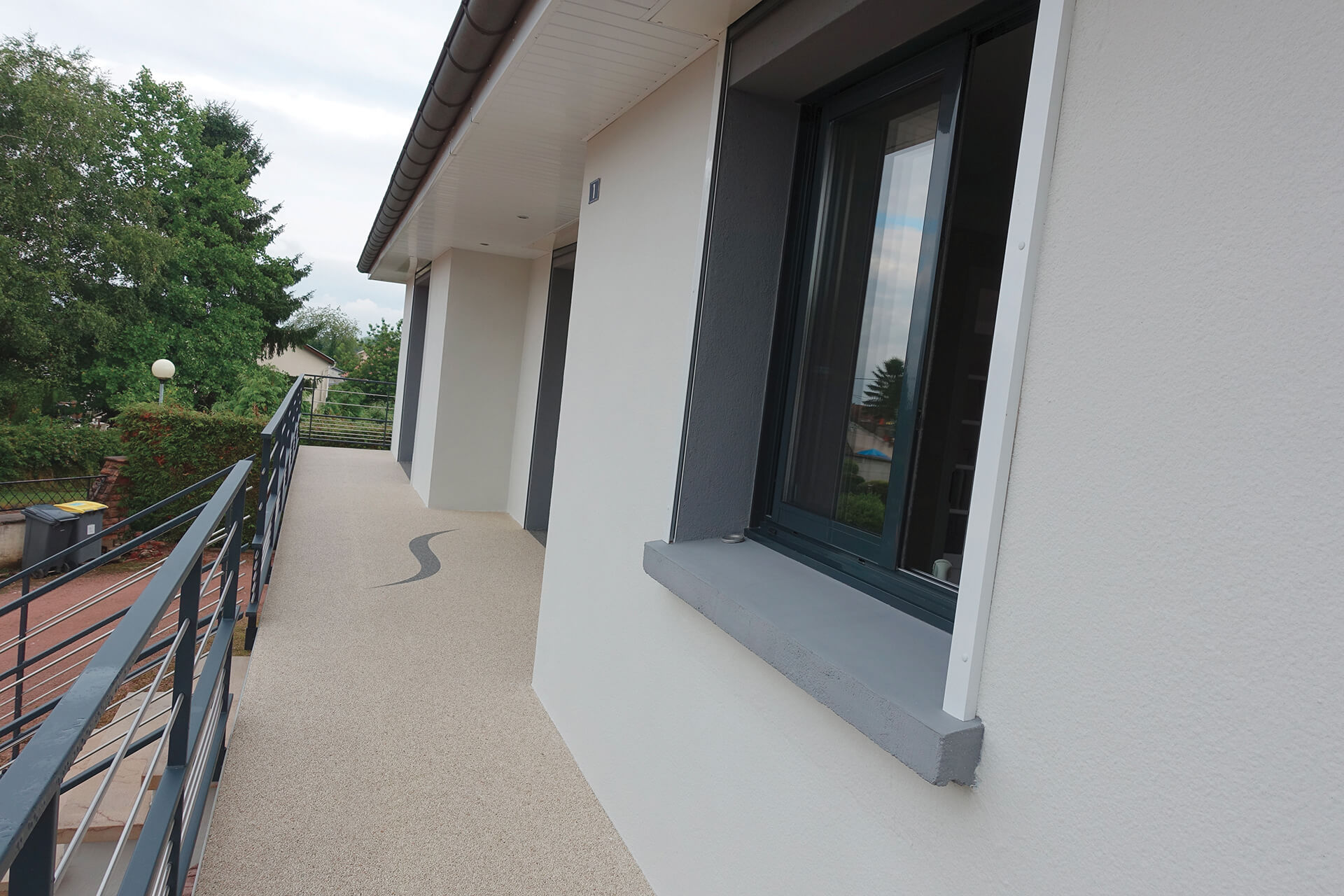 revêtement façade en résine — réalisation Inspiration Résine