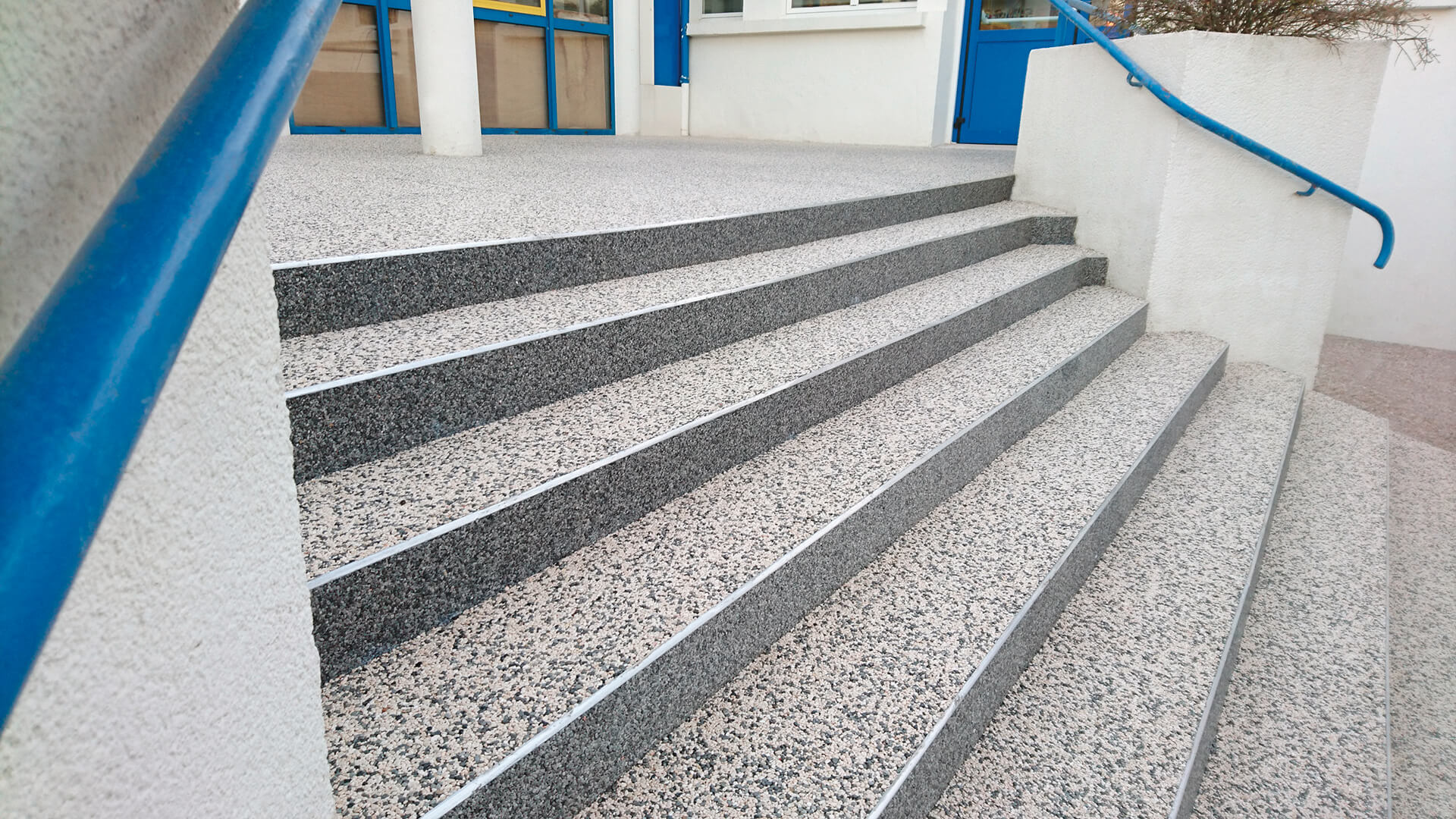 résine pour escaliers — réalisation Inspiration Résine