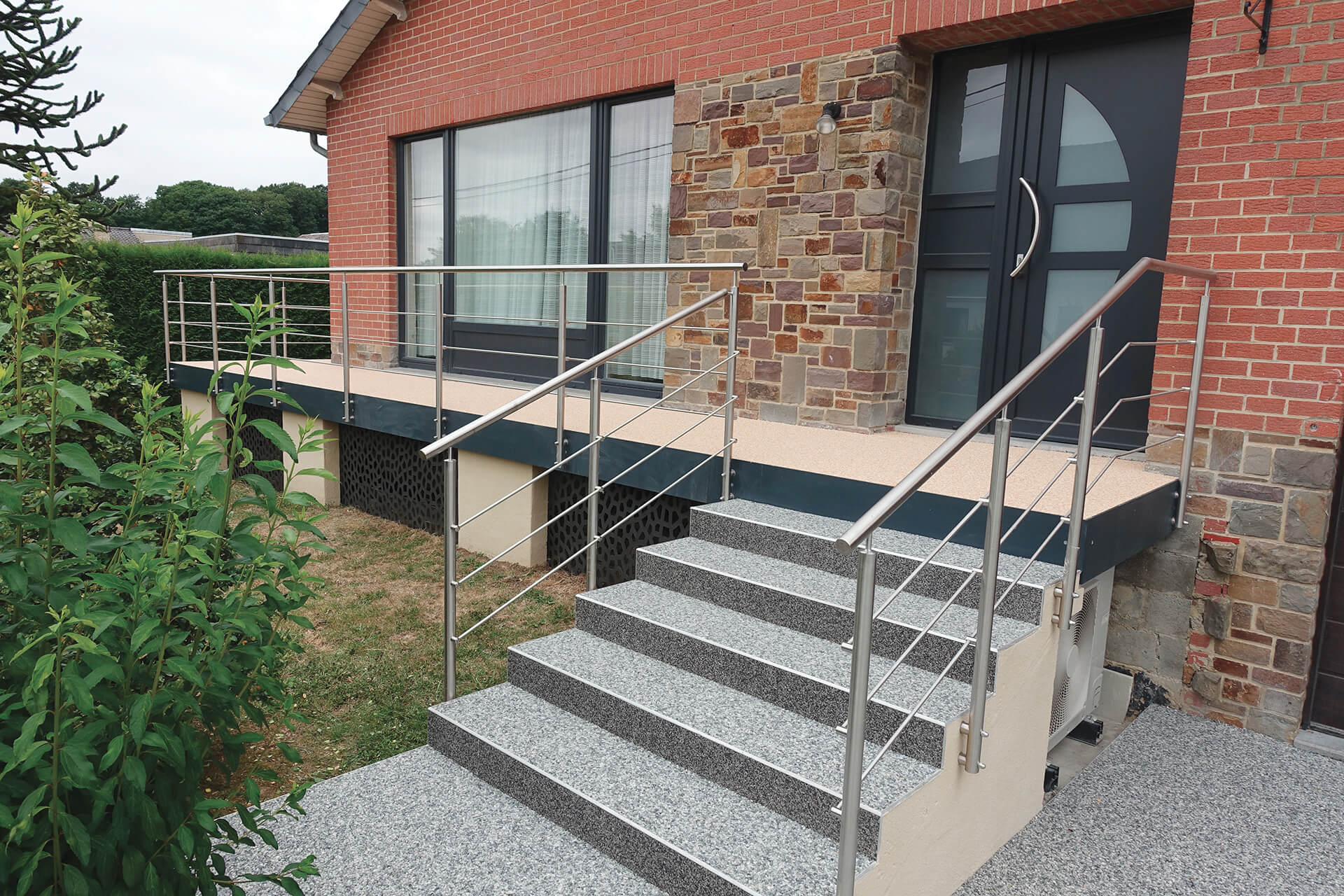 résine pour escaliers — réalisation Inspiration Résine