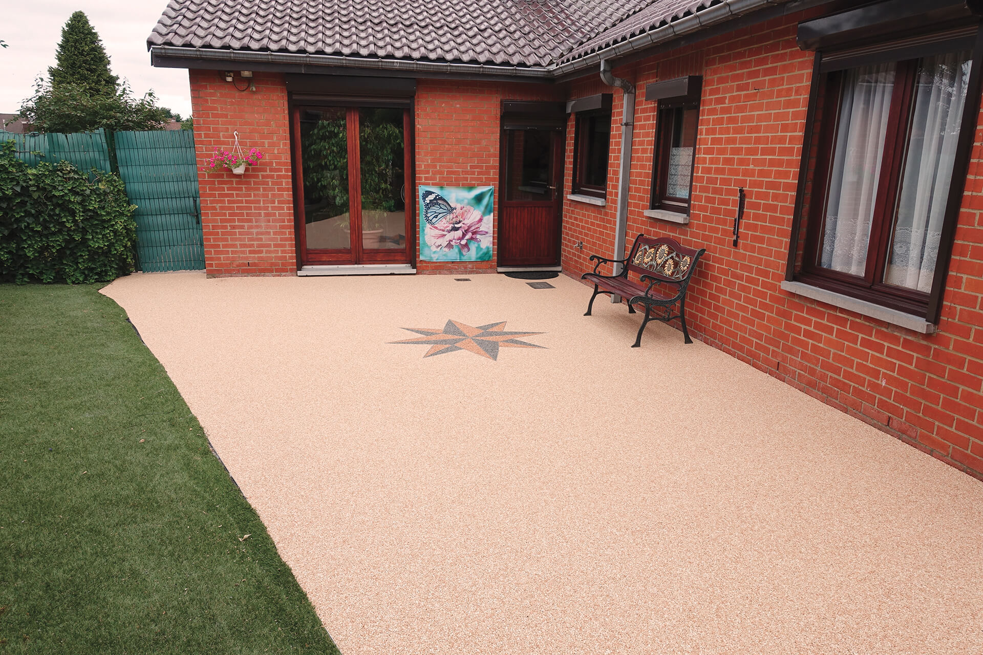 Réalisation terrasse en résine - agrégats de marbre naturels n°21-1