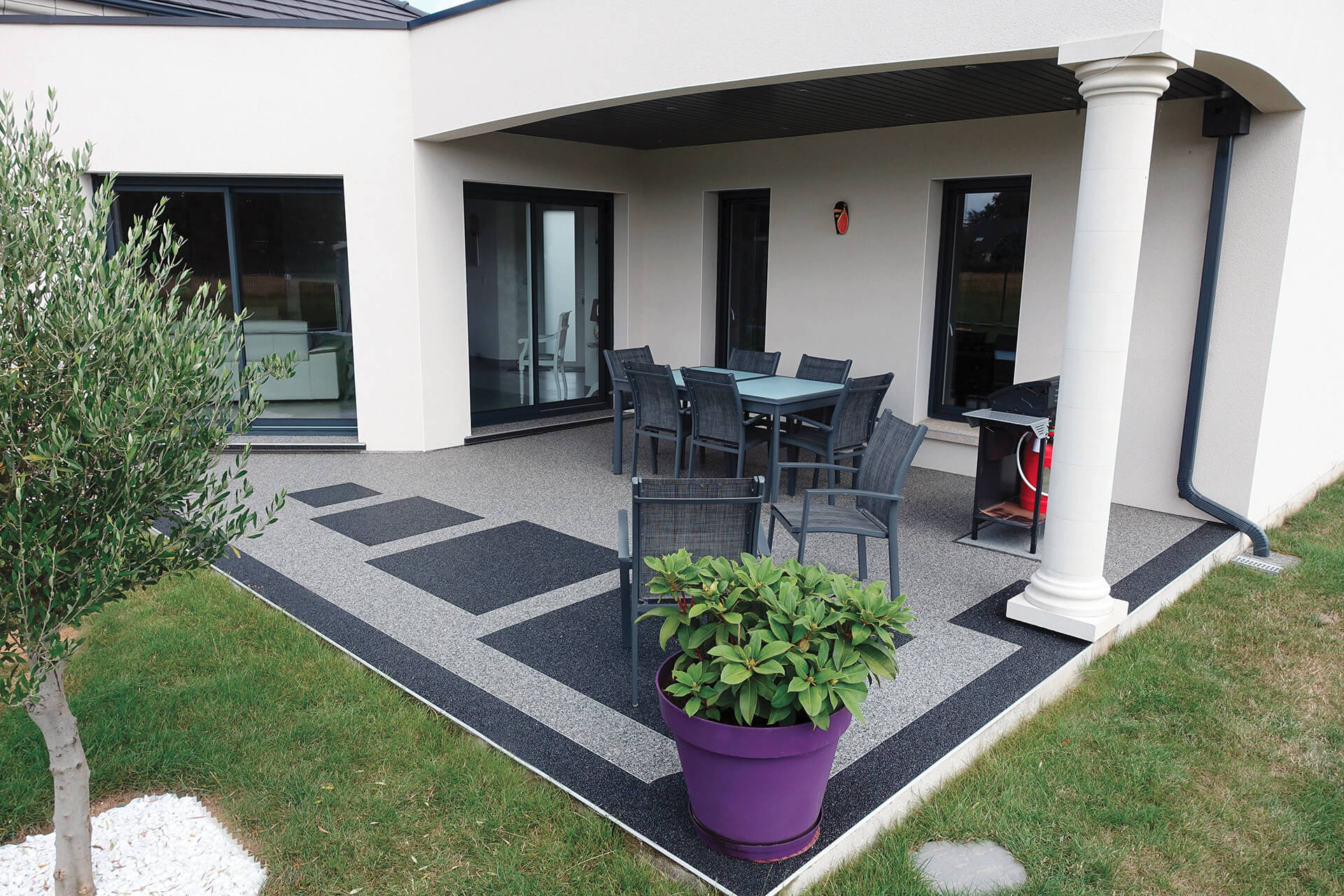 terrasse en résine — réalisation Inspiration Résine
