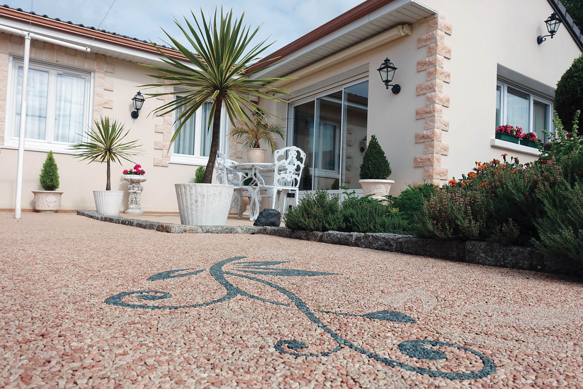 Réalisation terrasse en résine - agrégats de marbre naturels n°29-1